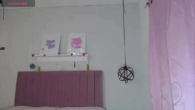 julz 03 online show from 03/19/25, 07:06