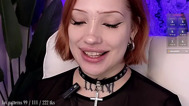 Snapshot of violetviolator chatting on 04/04/26, 03:38 violetviolator online show from 04/04/26, 03:38