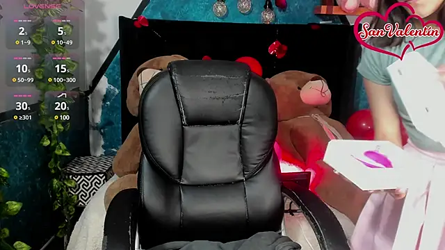  Sophie  miller online show from 02/16/25, 07:05