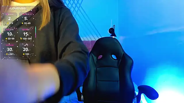  Sophie  miller online show from 11/09/25, 07:12