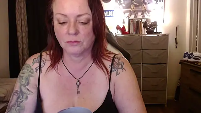 Nikkimastersgirl1091 online show from 03/18/25, 05:20