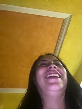 Snapshot of Effyvice13 chatting on 06/08/26, 01:20 Effyvice13 online show from 06/08/26, 01:20