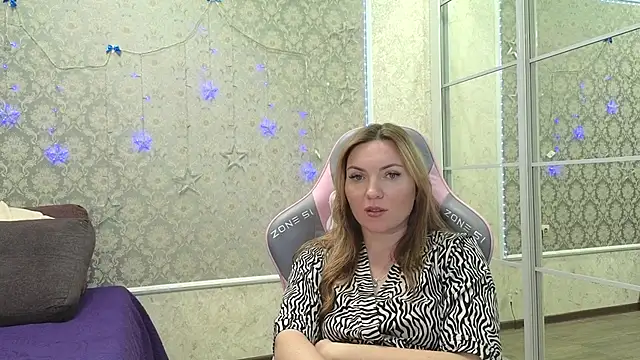 -DIVORA- online show from 03/09/25, 07:59