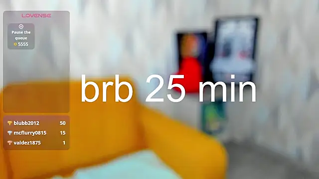 Snapshot of Michelle_Blond chatting on 02/13/25, 01:37 Michelle Blond online show from 02/13/25, 01:37