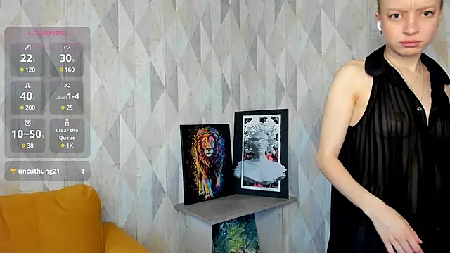 Snapshot of Michelle_Blond chatting on 02/20/25, 10:27 Michelle Blond online show from 02/20/25, 10:27