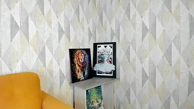 Snapshot of Michelle_Blond chatting on 03/22/25, 10:28 Michelle Blond online show from 03/22/25, 10:28