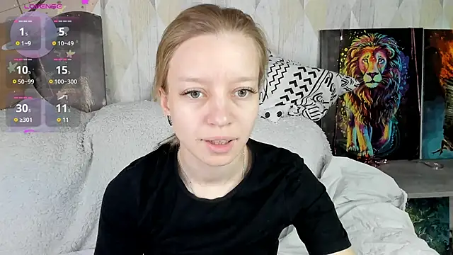 Snapshot of Michelle_Blond chatting on 10/15/25, 09:20 Michelle Blond online show from 10/15/25, 09:20