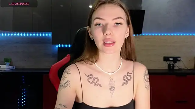 Snapshot of Vetalife chatting on 12/27/24, 10:45 Vetalife online show from 12/27/24, 10:45