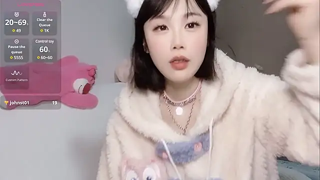 LaoSHI-999 online show from 02/06/25, 10:43