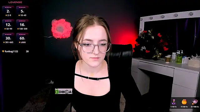 Snapshot of luna_berryy chatting on 02/20/25, 11:32 luna berryy online show from 02/20/25, 11:32