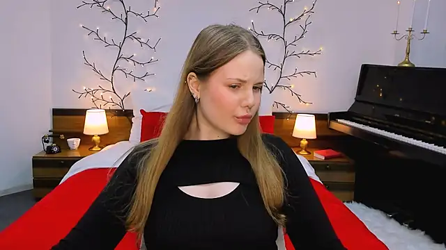 holy kitty online show from 01/30/25, 04:02