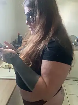 Snapshot of XtentationMG chatting on 04/13/26, 04:45 XtentationMG online show from 04/13/26, 04:45