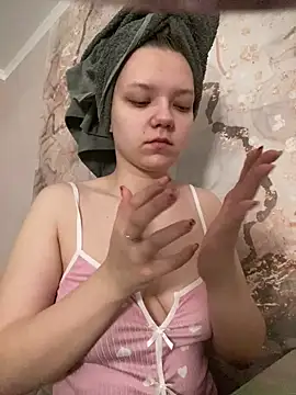 JennyPortman online show from 02/03/25, 04:04