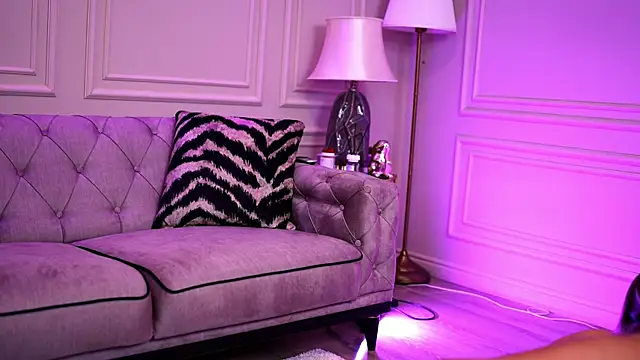 Candy Ivy online show from 02/03/25, 12:25