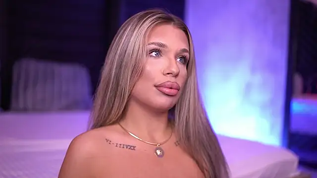 Candy Ivy online show from 02/22/25, 10:42