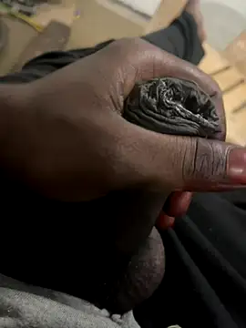 tamil000000 online show from 11/05/25, 04:18