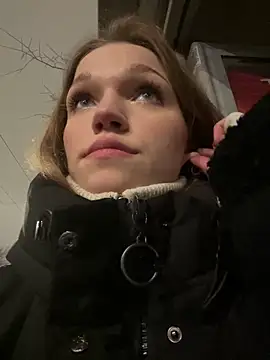 KitteCat online show from 12/14/24, 05:58