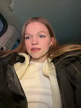 KitteCat online show from 12/18/24, 07:08