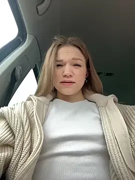 KitteCat online show from 12/25/24, 08:40