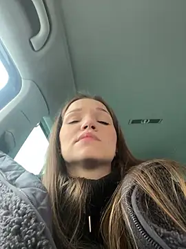 KitteCat online show from 01/07/25, 09:40