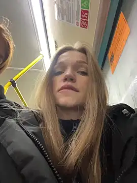 KitteCat online show from 01/08/25, 02:35