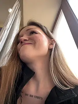 KitteCat online show from 02/14/25, 12:03