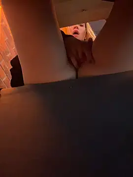 KitteCat online show from 10/18/25, 09:54