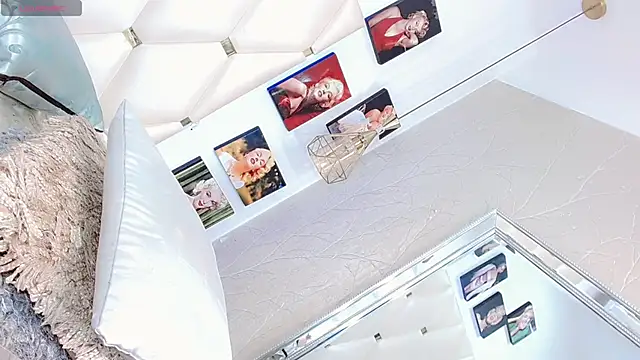 Niccolls Princess online show from 02/28/25, 08:07