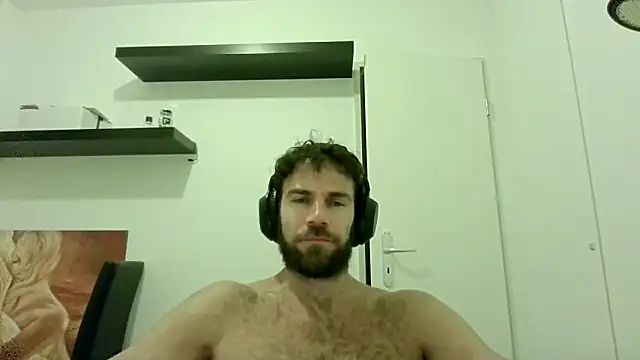 alpha-hunk online show from 10/18/25, 07:14