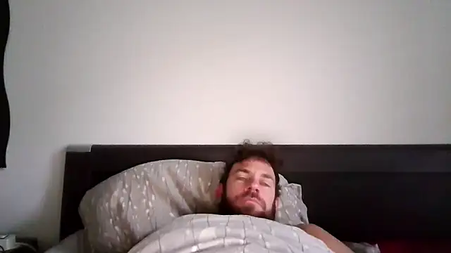 alpha-hunk online show from 10/22/25, 08:14