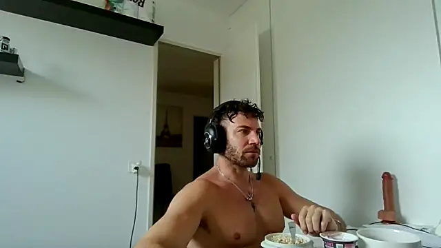 Snapshot of alpha-hunk chatting on 03/09/26, 10:08 alpha-hunk online show from 03/09/26, 10:08