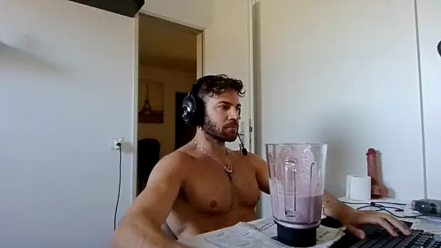 Snapshot of alpha-hunk chatting on 03/20/26, 11:04 alpha-hunk online show from 03/20/26, 11:04