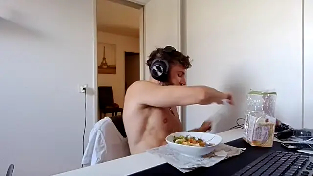 Snapshot of alpha-hunk chatting on 03/21/26, 02:20 alpha-hunk online show from 03/21/26, 02:20