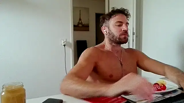 Snapshot of alpha-hunk chatting on 06/08/26, 02:39 alpha-hunk online show from 06/08/26, 02:39