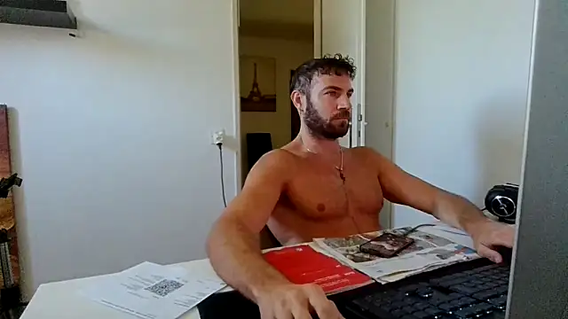 Snapshot of alpha-hunk chatting on 06/14/26, 09:55 alpha-hunk online show from 06/14/26, 09:55