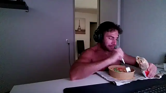 Snapshot of alpha-hunk chatting on 06/27/26, 02:23 alpha-hunk online show from 06/27/26, 02:23
