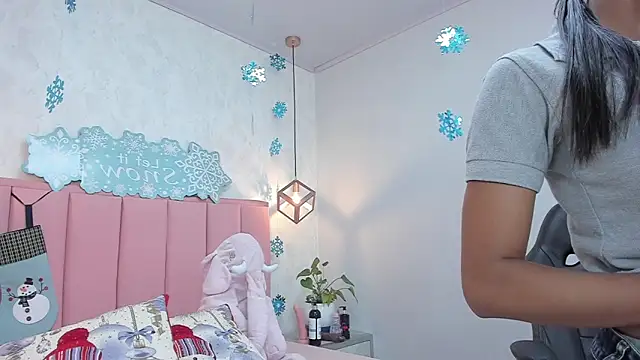 MAYROBERTSS online show from 12/14/24, 12:12