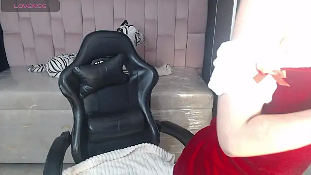 jesi daniels b online show from 12/01/24, 07:58