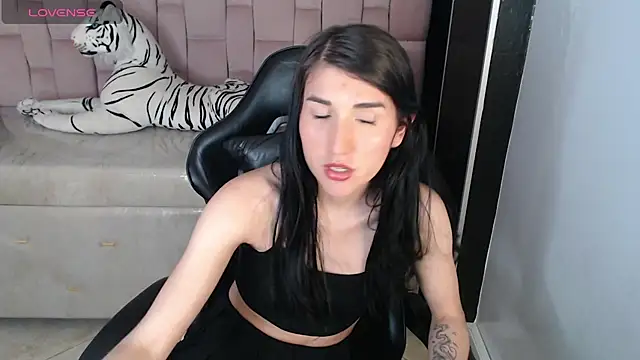 jesi daniels b online show from 12/10/24, 07:43