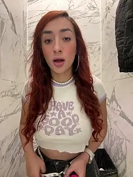 Snapshot of ariiel_ chatting on 03/14/26, 07:41 ariiel online show from 03/14/26, 07:41