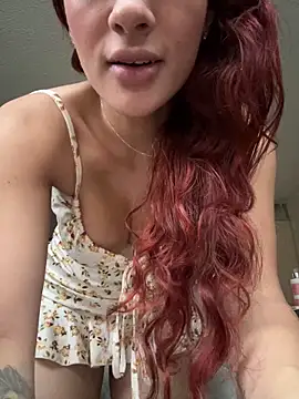 Snapshot of ariiel_ chatting on 03/29/26, 04:29 ariiel online show from 03/29/26, 04:29