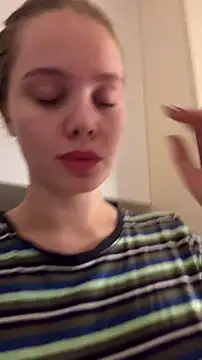 Snapshot of SIlviaBeyt chatting on 03/20/26, 07:52 SIlviaBeyt online show from 03/20/26, 07:52