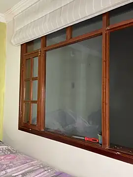 aurora divine online show from 09/28/25, 11:43