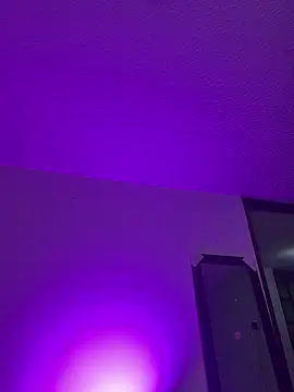 aurora divine online show from 03/13/26, 10:05