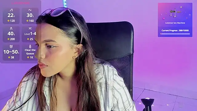 Snapshot of vivicolibri chatting on 12/03/24, 04:03 vivicolibri online show from 12/03/24, 04:03