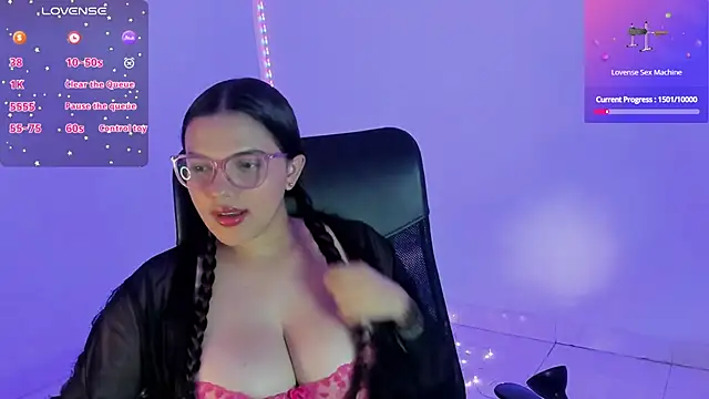 Snapshot of vivicolibri chatting on 12/08/24, 02:09 vivicolibri online show from 12/08/24, 02:09