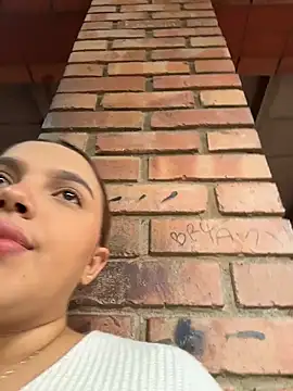 Snapshot of vivicolibri chatting on 11/25/25, 01:55 vivicolibri online show from 11/25/25, 01:55