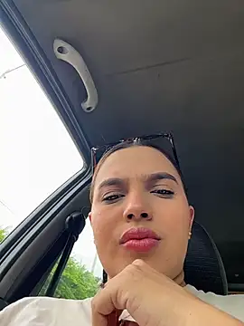 Snapshot of vivicolibri chatting on 11/28/25, 07:49 vivicolibri online show from 11/28/25, 07:49