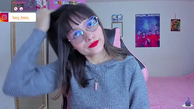 Lucyy-hess online show from 04/17/26, 07:17