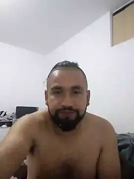 Snapshot of sabor_Latino_bdsm chatting on 01/13/25, 02:39 sabor Latino bdsm online show from 01/13/25, 02:39